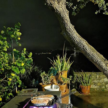 B&B La Palafitta Πόρτο Βένερε Εξωτερικό φωτογραφία